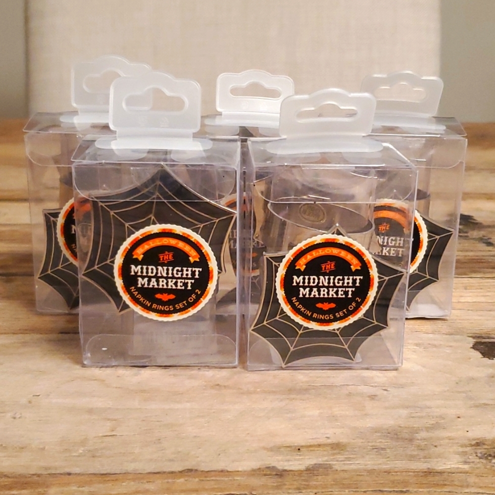 Set of (10) Kohl's The Midnight Market Halloween spiderweb napkin rings